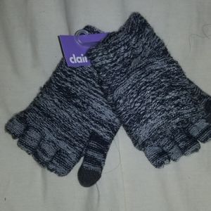New Claire's fingerless gloves